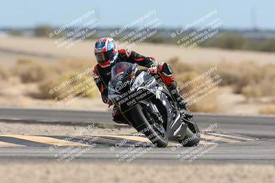 media/Nov-16-2025-Race Pace (Sun) [[8c5fa54630]]/Verified Riders/9-Turn 16 (150pm)/